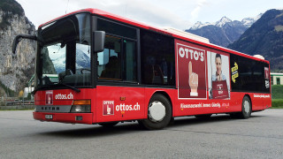 Vollverklebung öffentlicher Bus Otto's
