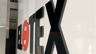 Fräsbuchstaben aus Forex Elotex