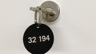 Schlüsselanhänger Nummern eingraviert Campus Sursee